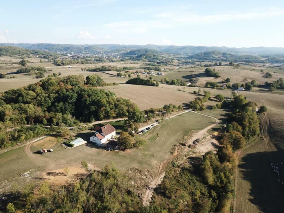 Montmorot La Ferme De Montard Bed & Breakfast エクステリア 写真
