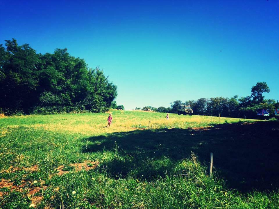 Montmorot La Ferme De Montard Bed & Breakfast エクステリア 写真